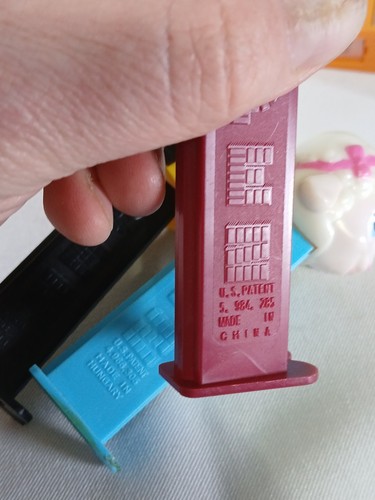 VINTAGE PEZ DISPENSERS, LOT OF 6 - Bild 15 von 18