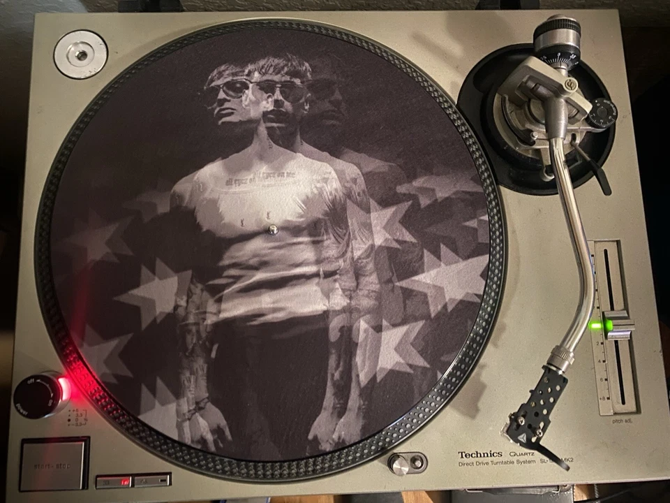 Alfombrilla Peso Pluma “Doble P” 12” Foto 3 de 3