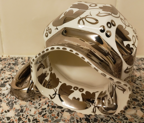 Vintage Wedgwood Porcelain Platinum Lustre Grapevine Pattern Cream / Milk Jug - Picture 5 of 6