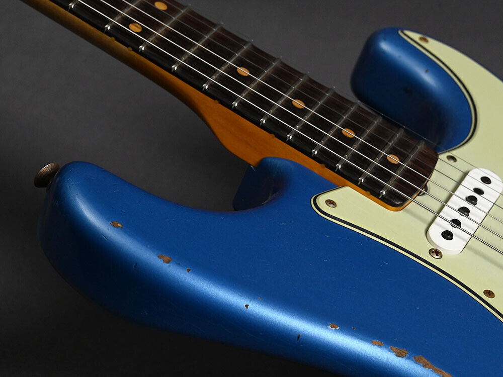 Fender Custom Shop Stratocaster 1962 Relic Lake Placid Blue Fender Custom Shop Stratocaster 1962 Relic Lake Placid Blue