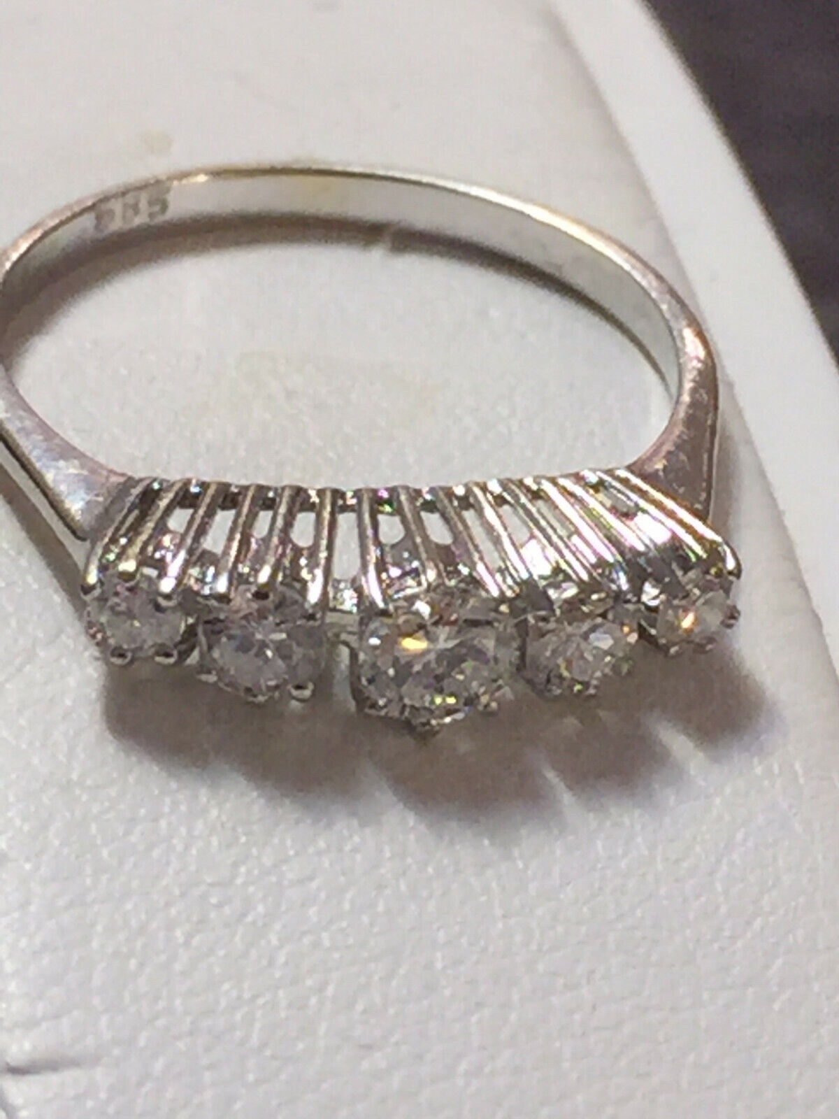 Details zu Edler Weißgold Brillantring 5 Brillanten 0,75ct 585er Weißgold Ring Weißgoldring Neue explosive Käufe