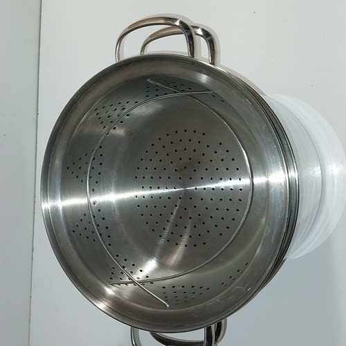 Wolf Gang Puck 18-10 Stainless Steel 8 QT Stock Pot Steamer Strainer 4 Pieces - Picture 10 of 12