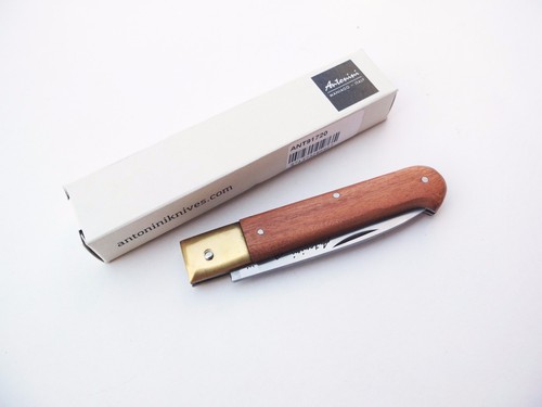 Antonini Knives 87mm Blade Asis 420 Steel CALTAGIRONE Wood Handle Brass Bolsters - Picture 7 of 7