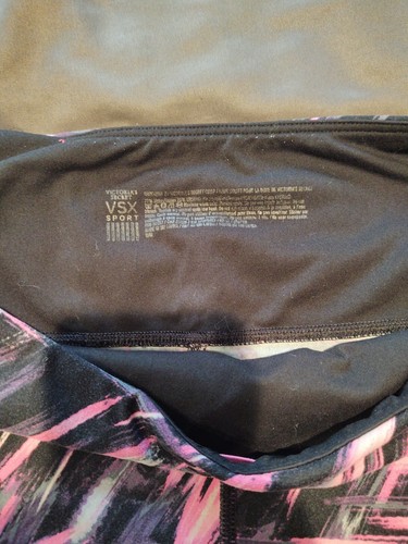 Victoria’s Secret VSX Sport Cropped Yoga Pant Leggings  - Picture 4 of 8