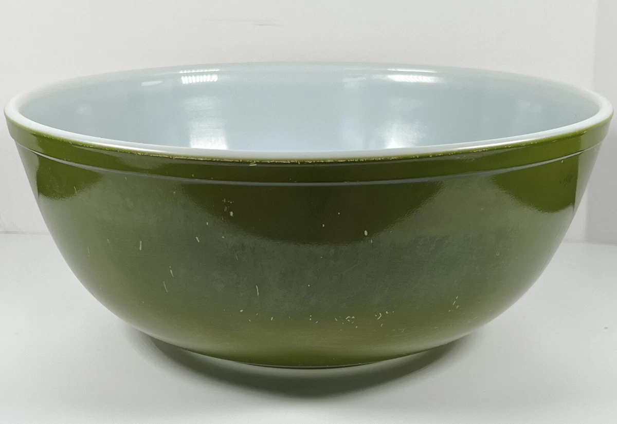 Green pyrex mixing clearance bowl