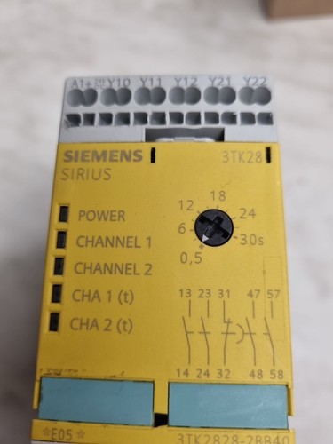 Siemens 3TK2828-2BB40 Sicherheitsrelais Sirius 3tk28 , 3tk2828 , 3tk2 828 - Picture 9 of 13