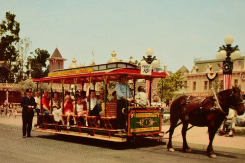 Postal de colección Disneyland The Main Street Trolly Dobbin - Imagen 1 de 3