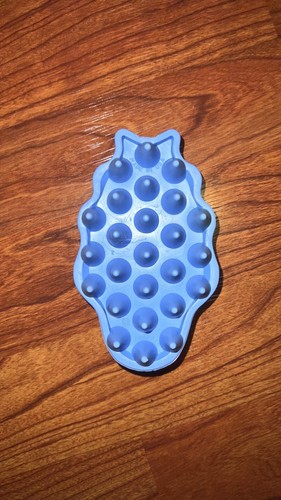 KONG Light Blue Rubber Zoom Groom Tool EUC - Picture 2 of 2