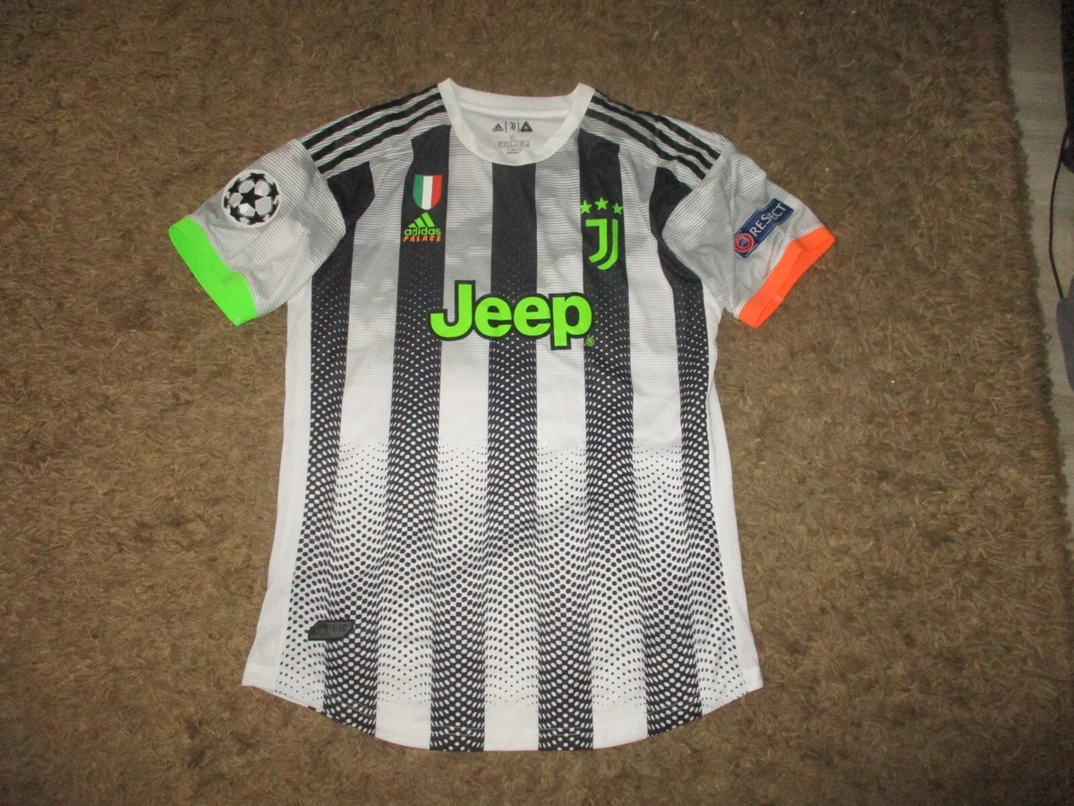 Palace kit on sale juventus