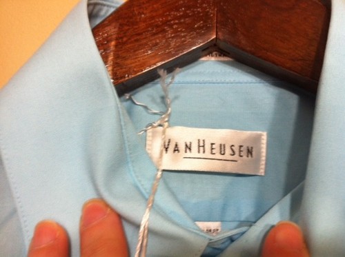 Brandneu Van Heusen faltenfreies Herrenhemd klassische Passform 141/2 32/33 Lagune - Bild 2 von 6