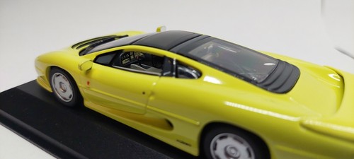 Jaguar XJ 220 1/43 Minichamps - Picture 12 of 17