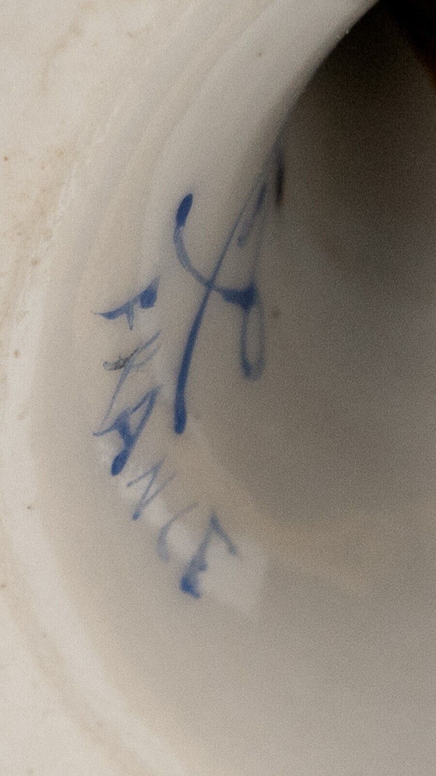 Picture 21 of 24