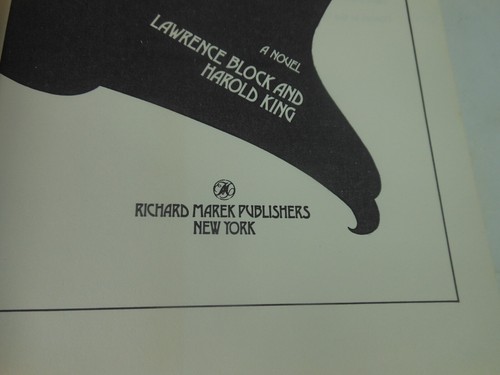 Code of Arms Lawrence Block & Harold King HC Book - Foto 6 di 8