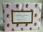 Cupcakes and Cashmere Gingerbread Cookies Christmas QUEEN SIZE Sheet Set Pink