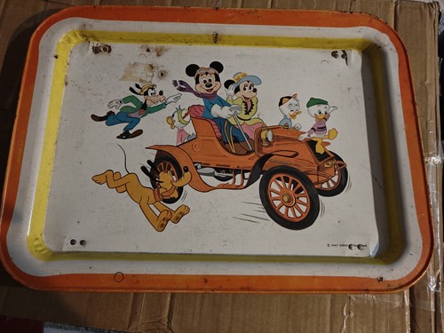 DT1- VINTAGE MICKEY MOUSE AND FRIENDS CAR RIDE METAL FOLDING LAP TV TRAY DISNEY - Picture 1 of 2
