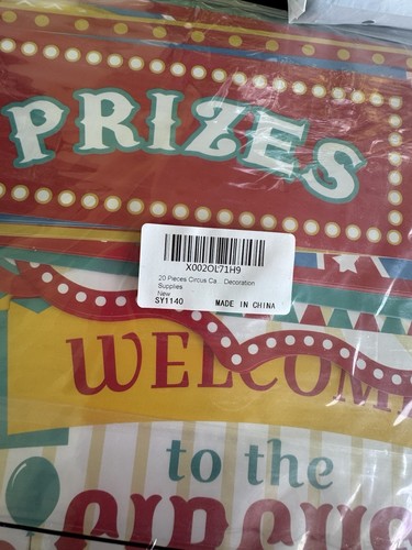 Bundle of Assorted/Mixed Party Supplies & Decorations - Picture 4 of 12