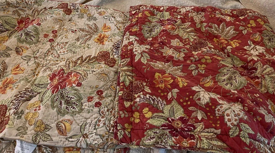 Funda nórdica Pottery Barn floral mezcla de lino King y 3 fundas rojo/óxido Foto 2 de 2