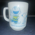 VINTAGE 1958 Charlie Brown,Snoopy,Schulz Milk Glass Fire King Anchor Hocking Mug