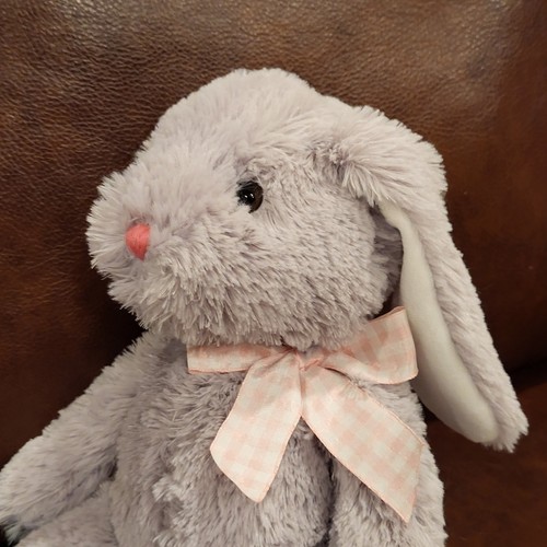 Peluche coniglietto coniglietto grigio hobby lobby 13" nastro rosa morbido Pasqua - Foto 7 di 18