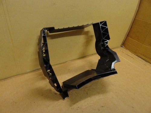 NEW 2013 - 2022 Range Rover Discovery OEM Driver LH Intercooler Support Bracket - Picture 6 of 18