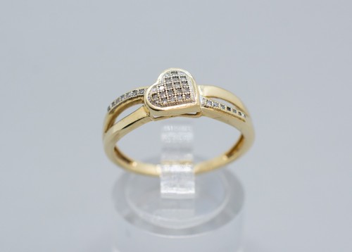 (MA5) Lady's 10K Yellow Gold Stone Heart Ring 2.2 Grams Size 8.5 - Picture 1 of 6