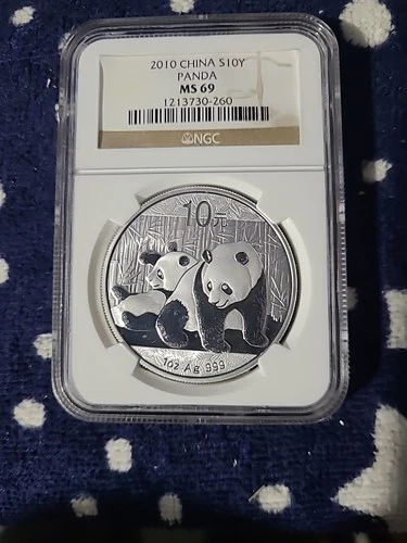 NGC MS69 2010 China 10YUAN Panda Silver coin China 2010 Panda coin 1oz Ag.999