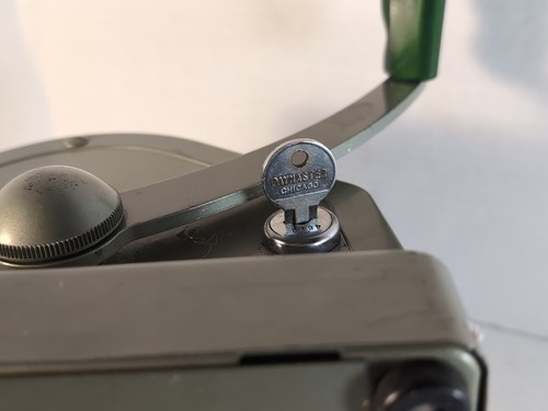 Vintage Paymaster Series X-900 Check Writer Green W/ Key - Picture 15 of 15