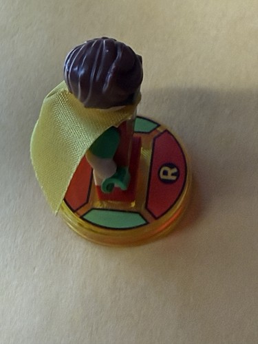 Minifigura Lego Dimensions Robin con base de etiquetas DC Comics Batman 71264 - Imagen 9 de 9