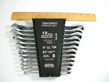 JAEGER TOOLS TIGHTSPOT 12-PIECE METRIC 12-POINT RATCHETING WRENCH SET