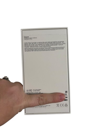 Original Retail Box for Apple iPhone 13 with Lightning Cable - Photo 3 sur 5