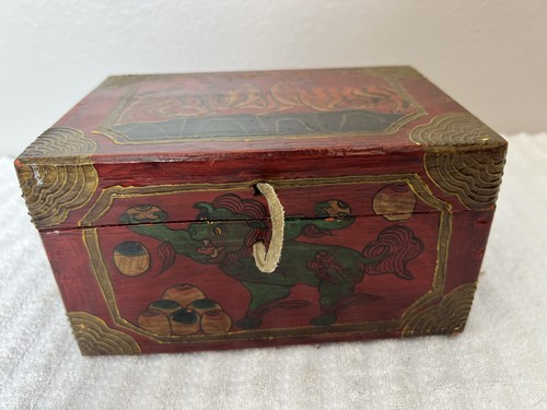 Red Chinese Tibetan Spirit Trunk Wood Box with Dragon Vintage - Picture 9 of 12