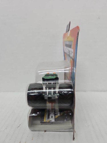 Monster Jam Truck Dragon Wheelie Bar Green Show Time 1:64 Kids Toy Series 21 - Picture 2 of 6