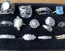 Mixed lot of 14 Fashion Various Sizes Vintage and Modern