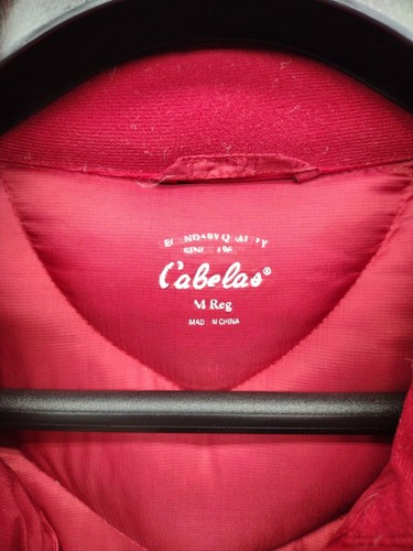 Cabela's Damen Med Reg Red Puffer 750 Filled Daunenjacke gesticktes Logo - Bild 7 von 15