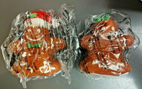 Lenox Gingerbread Male & Female Salt And Pepper Shaker Christmas Themed NIB - Picture 2 of 5