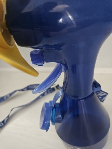 Ventilatore bottiglia spray acqua nebulizzante Walt Disney World Disney Parks con cordino funziona - Foto 10 di 14