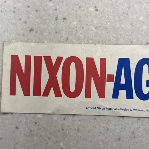 PEGATINA PARACHOQUES ORIGINAL VINTAGE SIN USAR: NIXON-AGNEW 3 X 10" 1572 - Imagen 2 de 7