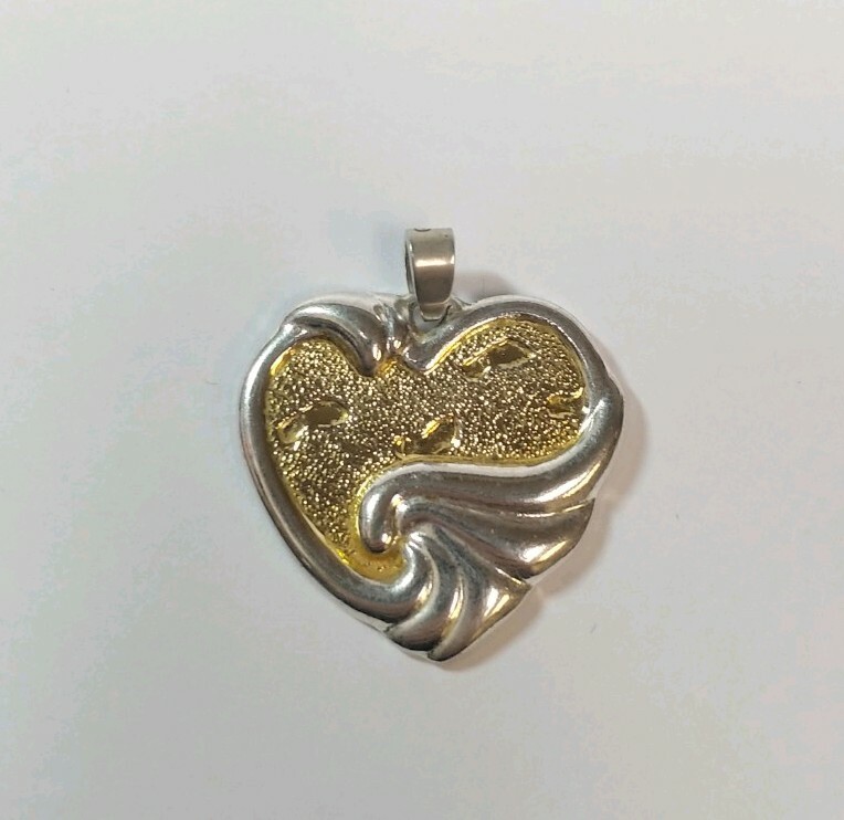 Gorham Sterling Silver And Gold Tone Footprints In The Sand Heart