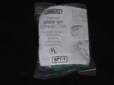 SPT1 Vampire Plugs Green (10 per Bag) - Great for Light-O-Rama Displays