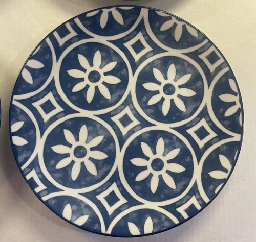 4 Mainstays Modern Deco Blue and White Pattern Dinner Plates Mix Match 11” - Picture 5 of 12