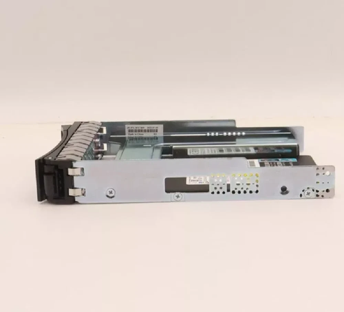NEW Lenovo/IBM ThinkSystem 01PE089 4XB7A13657 800GB 3.5" SAS 12G Server SSD - Afbeelding 2 van 3