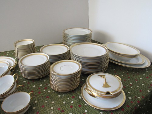 PICKARD Rare PIC115 White W/ Gold Encrusted Band China Dinnerware 84 Piece Set - Picture 13 of 21