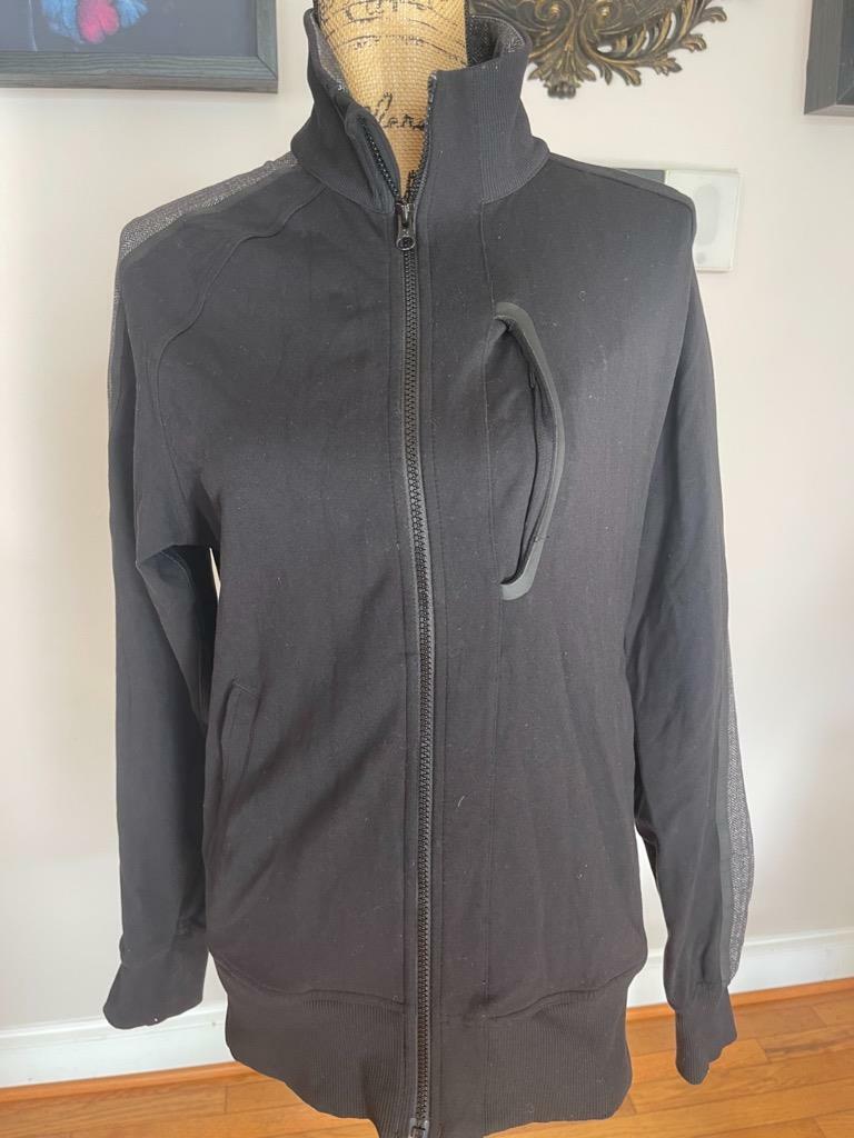 Lululemon Athletica herringbone trim zip front jacket size small  (JA600