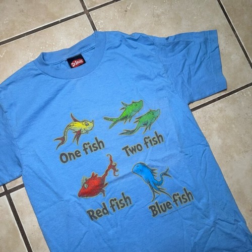 Vintage 2000's Dr. Seuss One Fish Two Fish Blue Graphic T-Shirt Mens Size Small - Picture 2 of 8