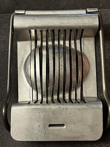 Vintage Hard Boiled Egg Slicer Wire Aluminum Metal - Picture 3 of 5