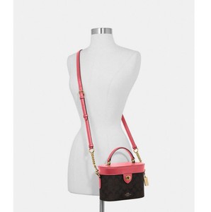 crossbody georgie