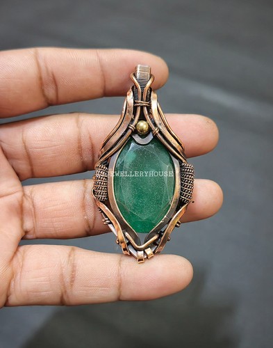 Emerald Gemstone Wire Wrapped Pendant Handcrafted Christmas Gift - Picture 8 of 11