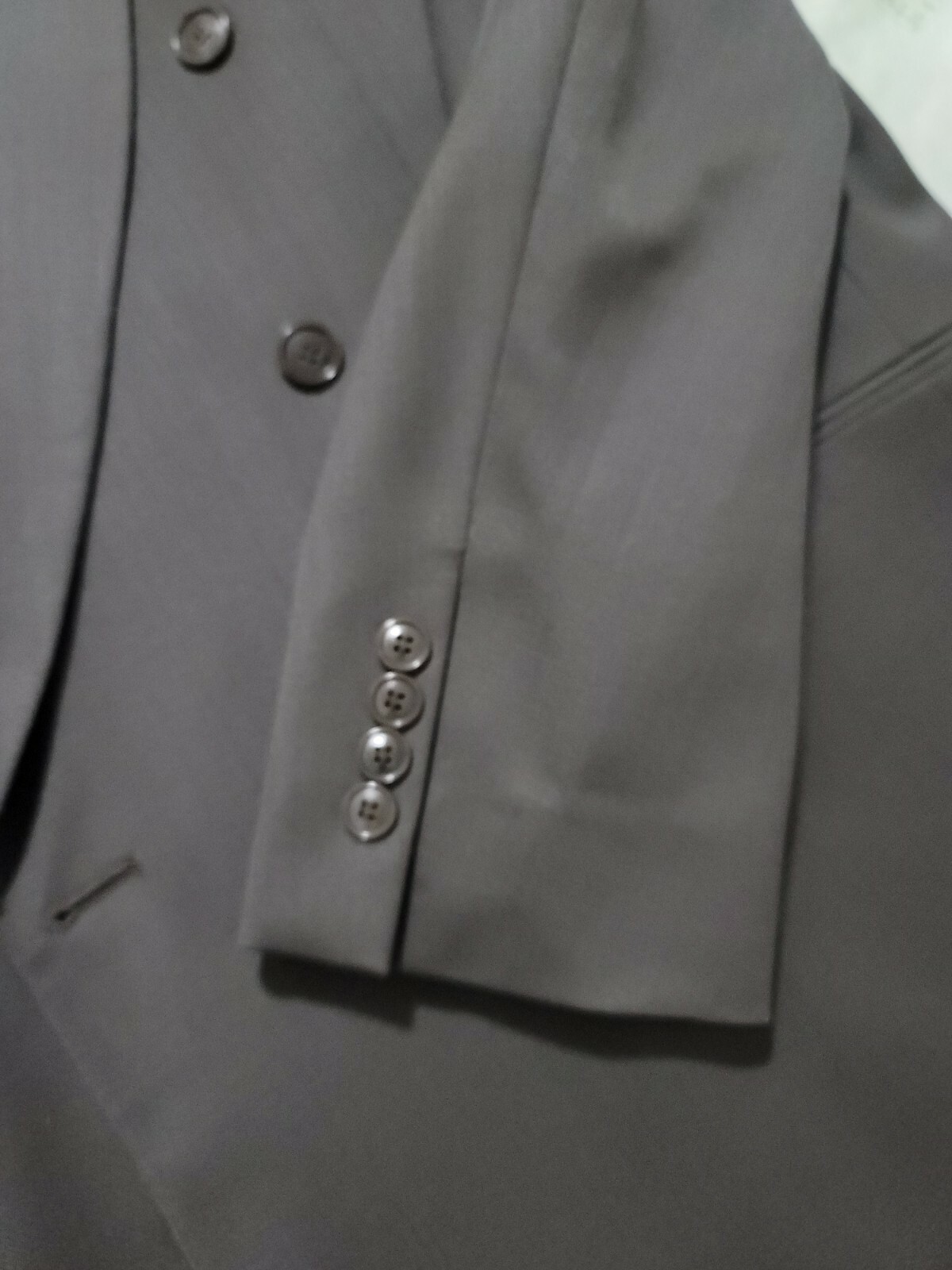 Picture 4 of 12
