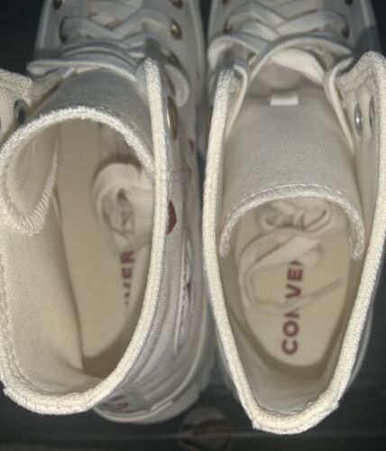 Converse Chuck Taylor Lugged 2.0 Platform High Hearts bianche taglia 6.5 UK - Foto 5 di 10