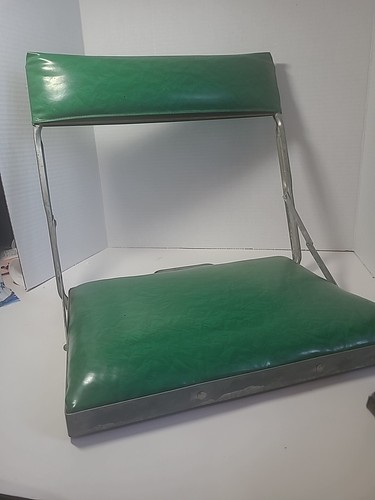 Rare Vintage Retro Green padded 1940s Portable Folding Stadium Seat Chair - Picture 9 of 14